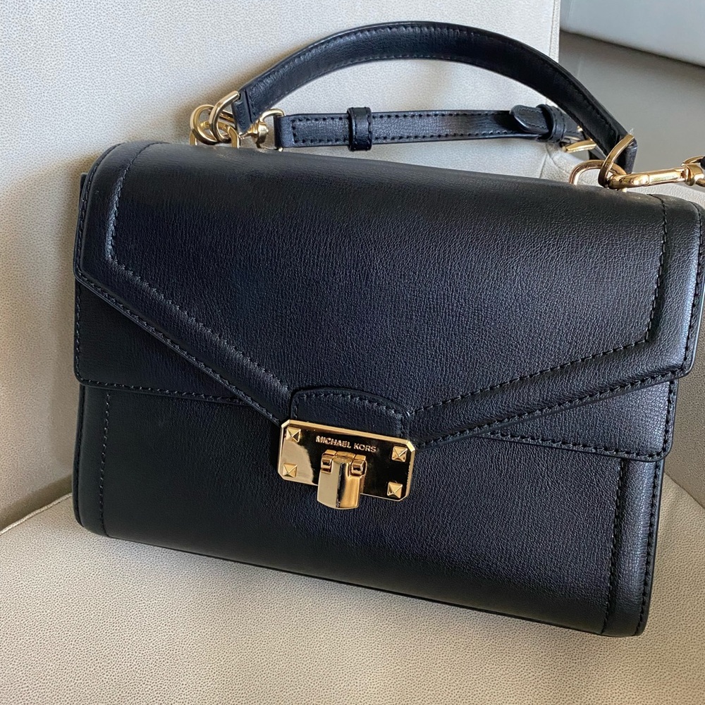 Michael Kors Black Kinsley Bag